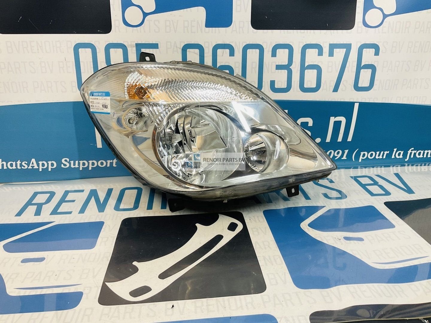 Koplamp Mercedes Sprinter W906 H7 A9068200261 Rechts 4-K9-41, -, Utilisé, -, Enlèvement ou Envoi