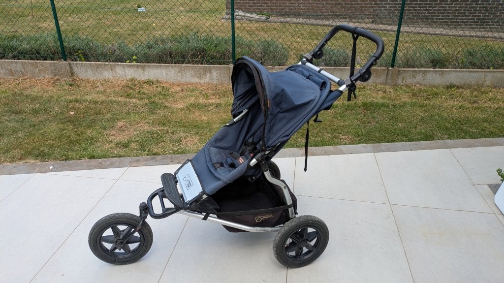 Mountain Buggy all-terrain kinderwagen (Urban Jungle), Kinderen en Baby's, Kinderwagens en Combinaties, Gebruikt, Verstelbare duwstang