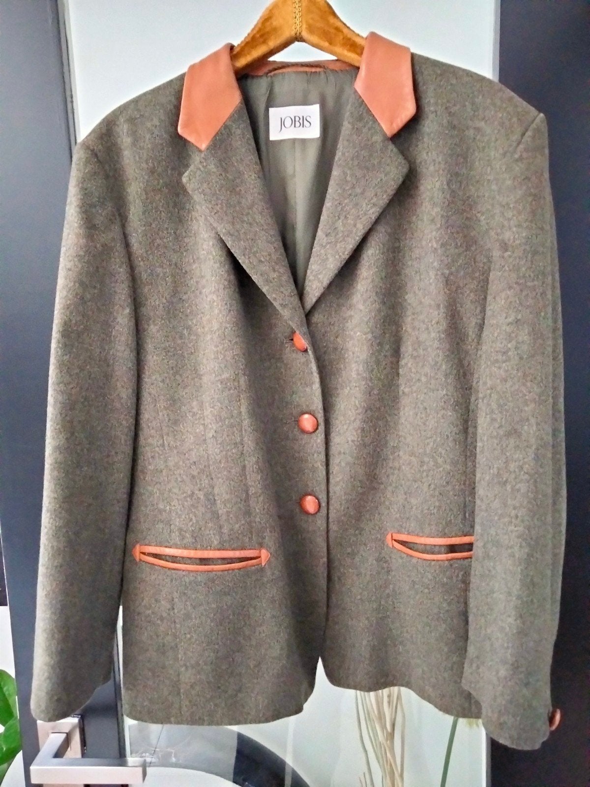 Dames blazer van het merk Jobis.Merinowol.Maat 46, Kleding | Dames, Ophalen of Verzenden, Maat 46/48 (XL) of groter, Grijs