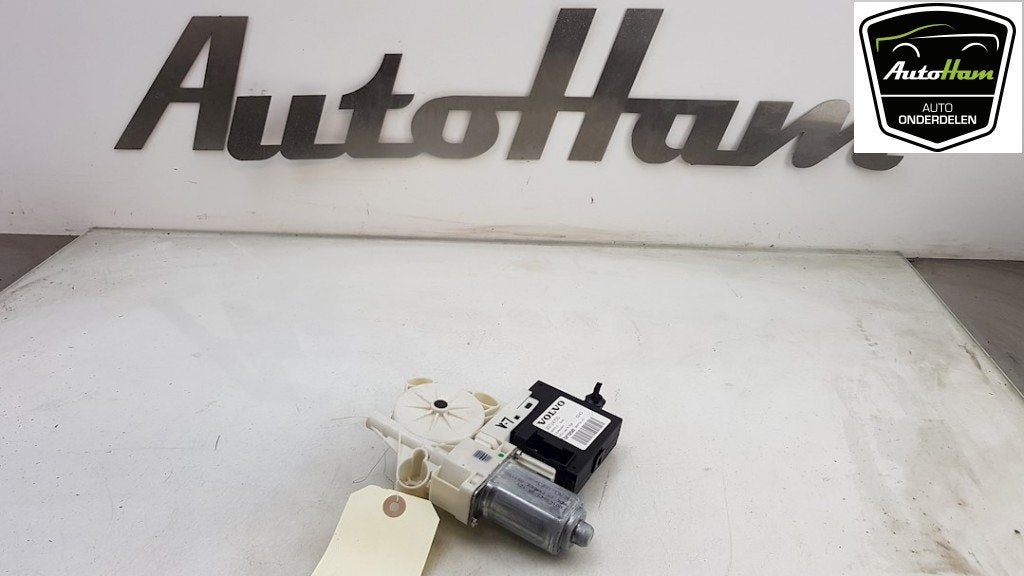 MOTEUR LEVE VITRE ELECTRIQUE Volvo V50 (MW) (|30724755|), Utilisé, Volvo