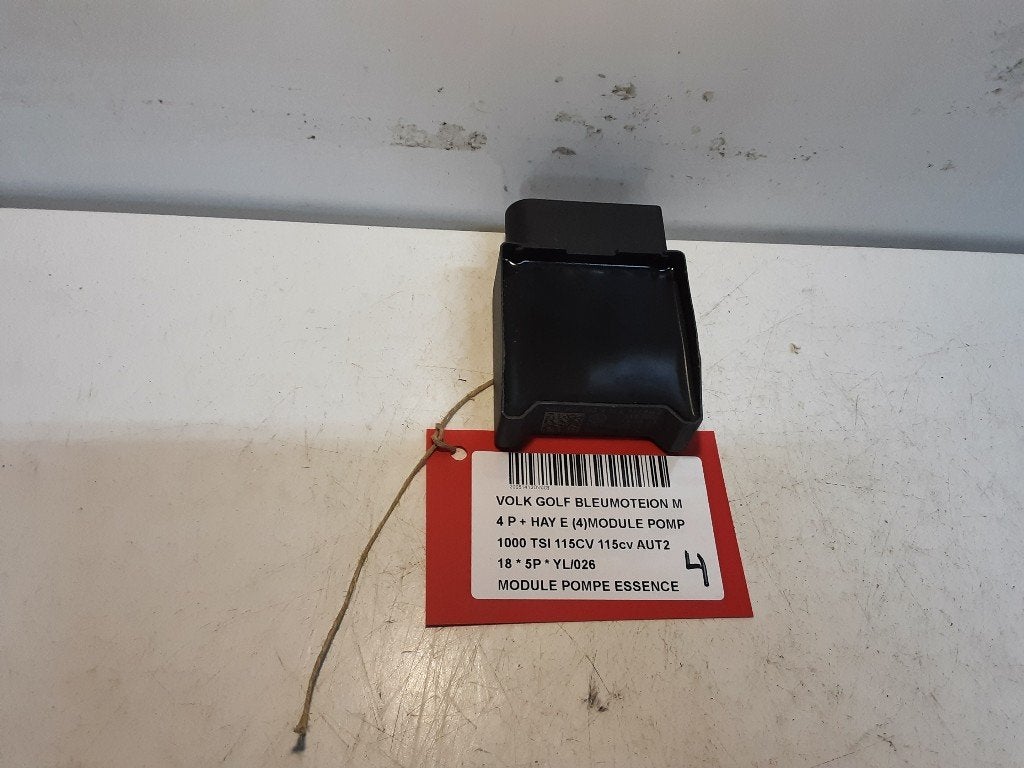 ORDINATEUR POMPE A CARBURANT Golf Sportsvan (AUVS), Volkswagen, Volkswagen AG, Utilisé, Kundenbetreuung@volkswagen.de