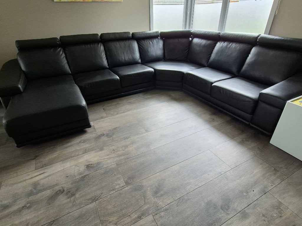 Zwarte zetel met relaxen, Ophalen, Kunststof, Gebruikt, Hoekbank