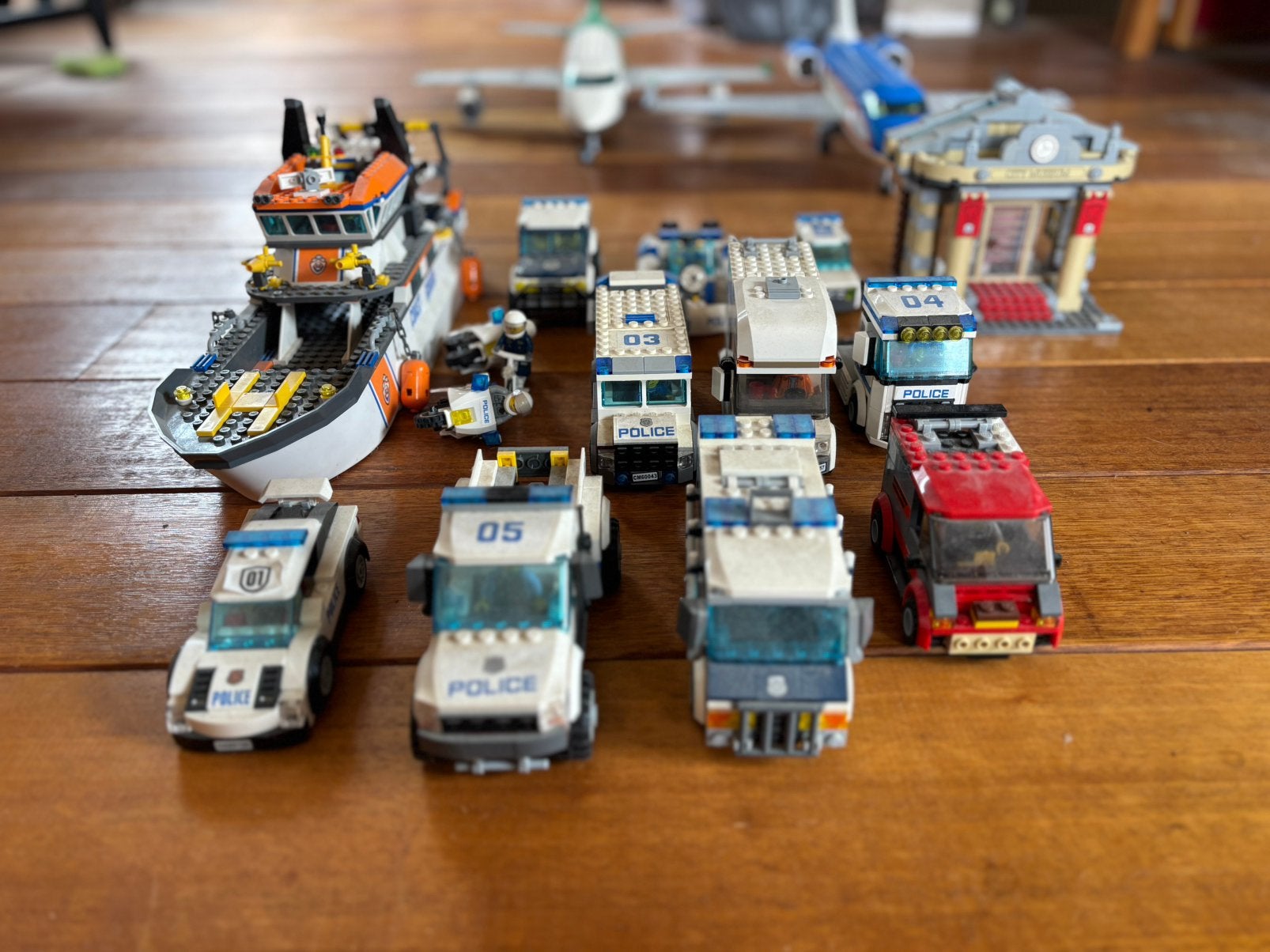 LEGO City Politie Grote bundel - boot - museum - auto's, City, Lego, Accessoire, Ophalen of Verzenden