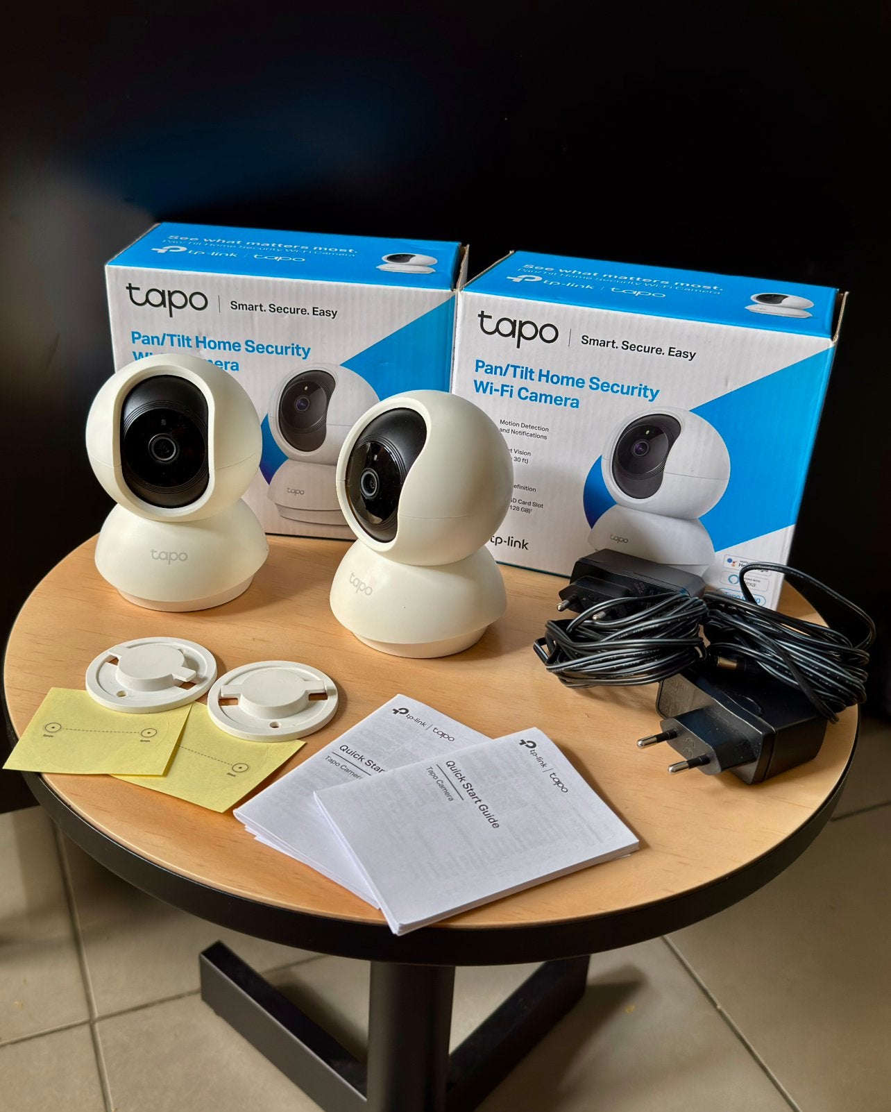 2x TP-Link Tapo C200 Pan/Tilt WiFi Camera | Compleet, Audio, Tv en Foto, Videobewaking, Ophalen of Verzenden, Zo goed als nieuw