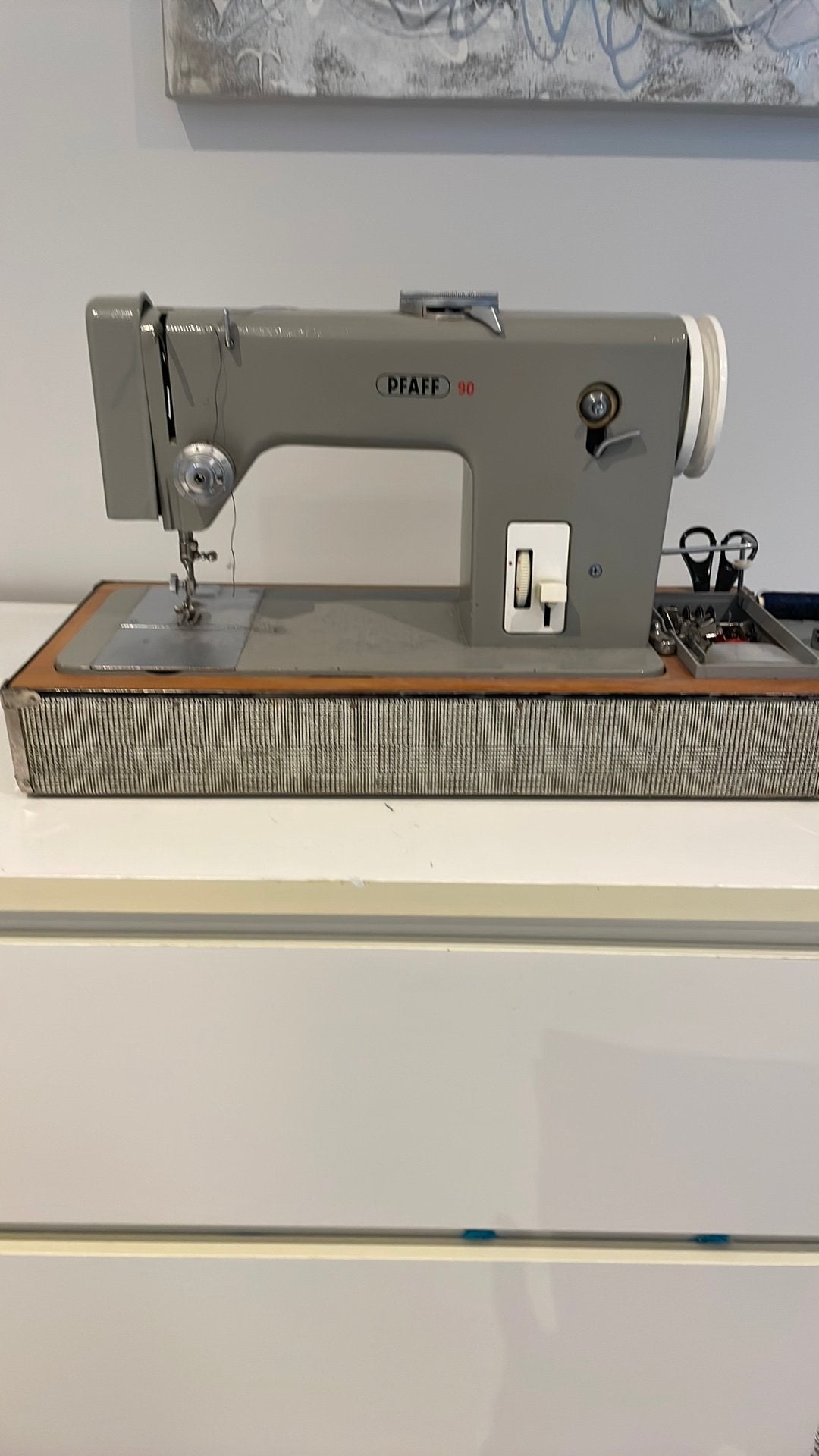 Oud naaimachine merk pfaff 90, Ophalen