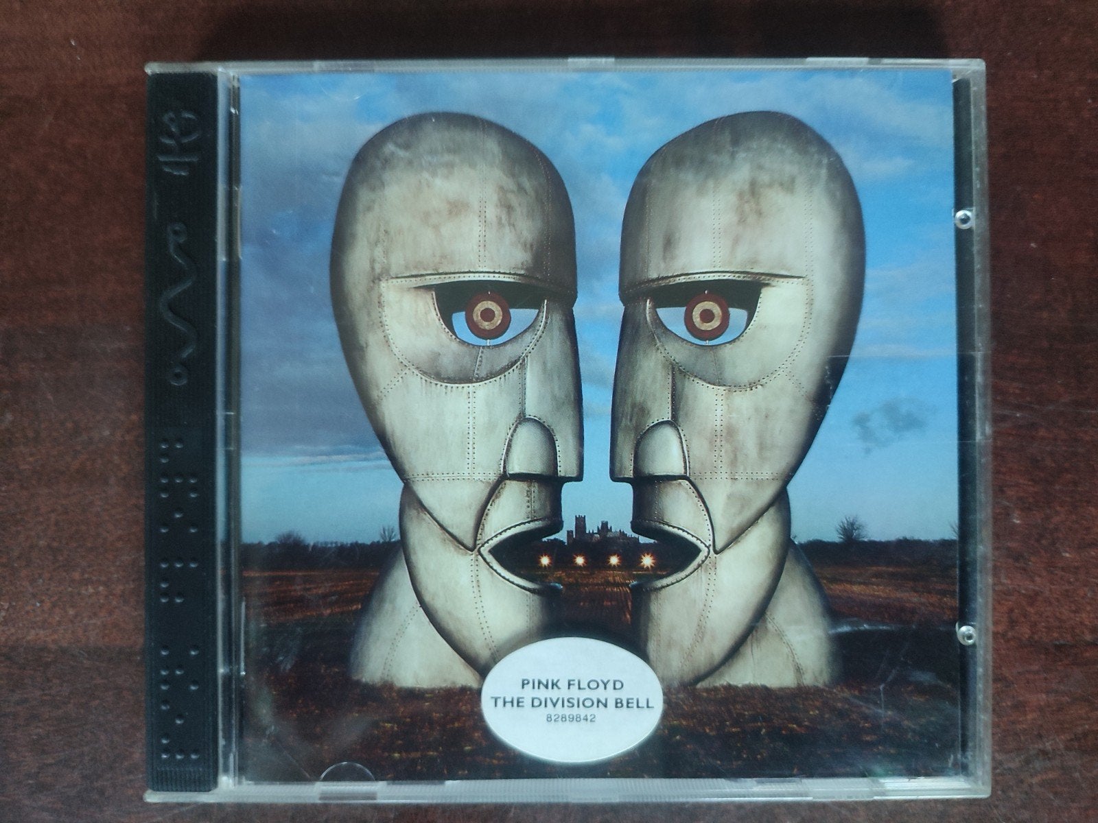 CD : PINK FLOYD - THE DIVISION BELL, Enlèvement ou Envoi