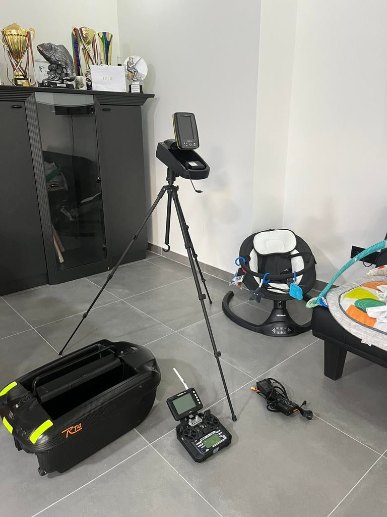 Rt 4 met tf640 en x piloot, Electroménager, Aspirateurs, Enlèvement, Utilisé