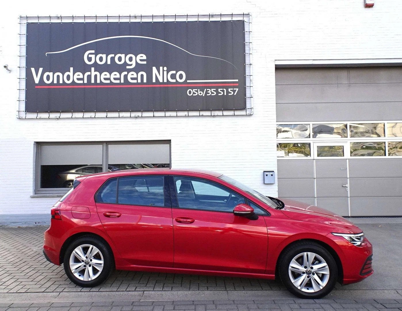 Volkswagen Golf VIII 1.5TSi 5d. Life VIRTUAL,CARPLAY,FULL LE, Rouge, Achat, Euro 6, Entreprise
