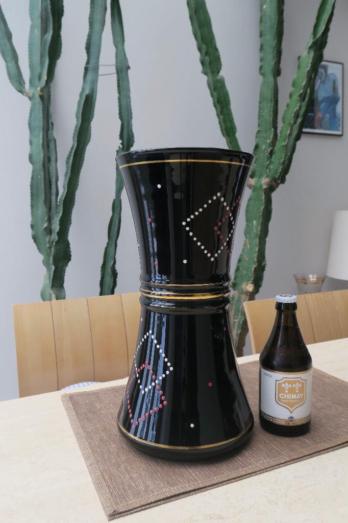 Vase verre hyalite art déco Edmond Paul Neufvilles Soignies, Enlèvement