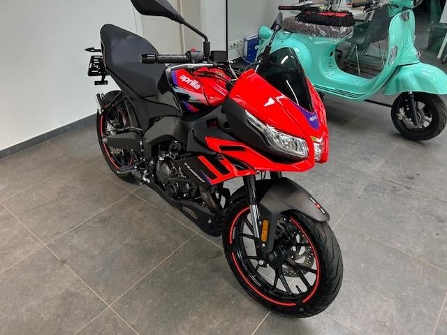 Aprilia Tuono 125, LED Verlichting, Bedrijf, Sport, 11 kW of minder