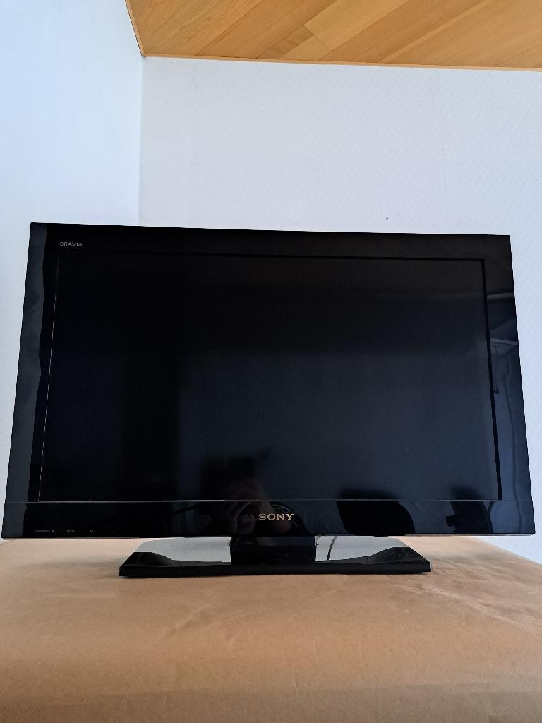 Sony LCD digital colour TV, Audio, Tv en Foto, Ophalen, LCD, 80 tot 100 cm, Zo goed als nieuw