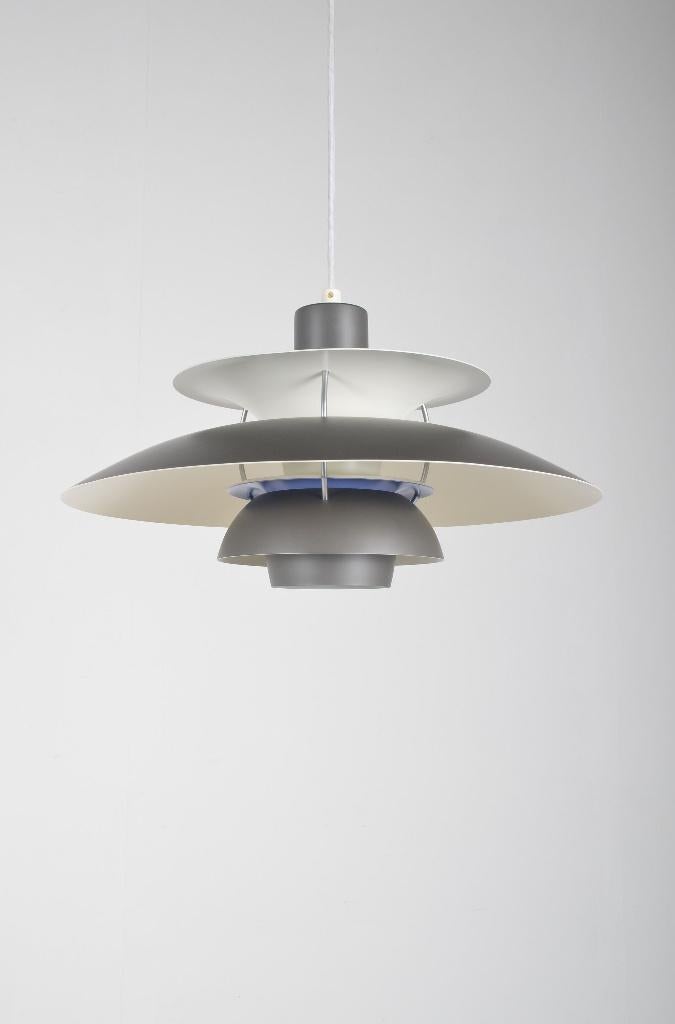 Édition anniversaire PH5 par P Henningsen pour Louis Poulsen, Maison & Meubles, Lampes | Suspensions, Moins de 50 cm, Enlèvement ou Envoi