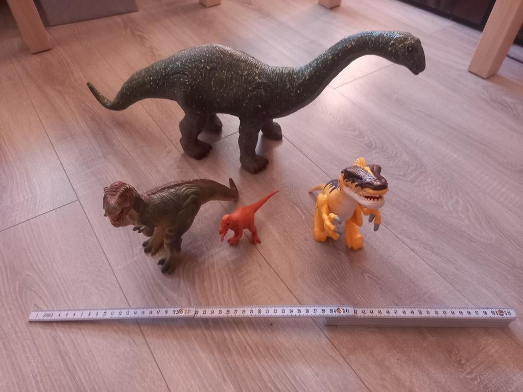 Dinosaures, Enlèvement ou Envoi, Comme neuf