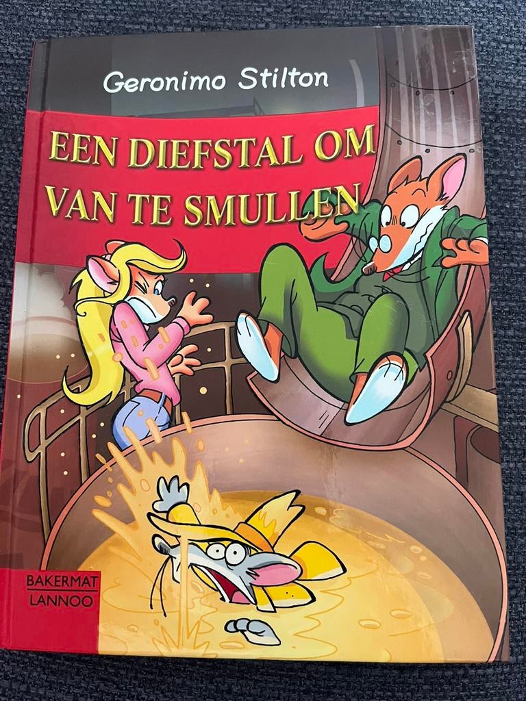 Boek Geronimo Stilton ‘Een diefstal om van te smullen, Ophalen of Verzenden, Zo goed als nieuw