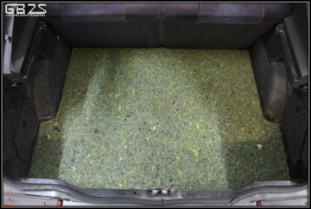 Isolant coffre Peugeot 309, Auto-onderdelen, Ophalen of Verzenden, Peugeot