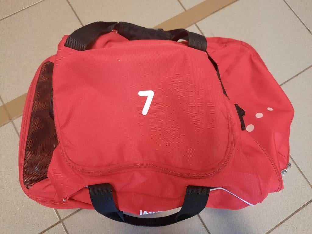 Sac de football, Enlèvement ou Envoi, Utilisé
