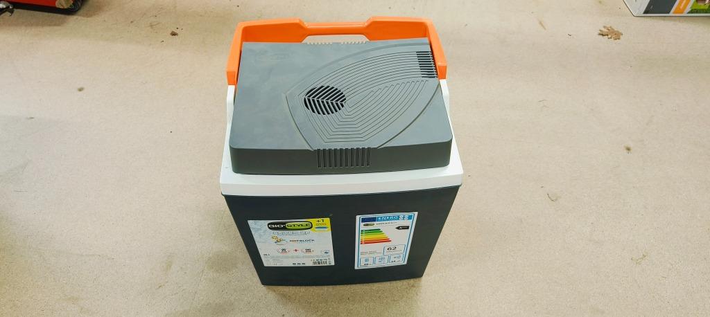 frigobox 12v/230v oplaadbaar thuis en in de auto, Ophalen