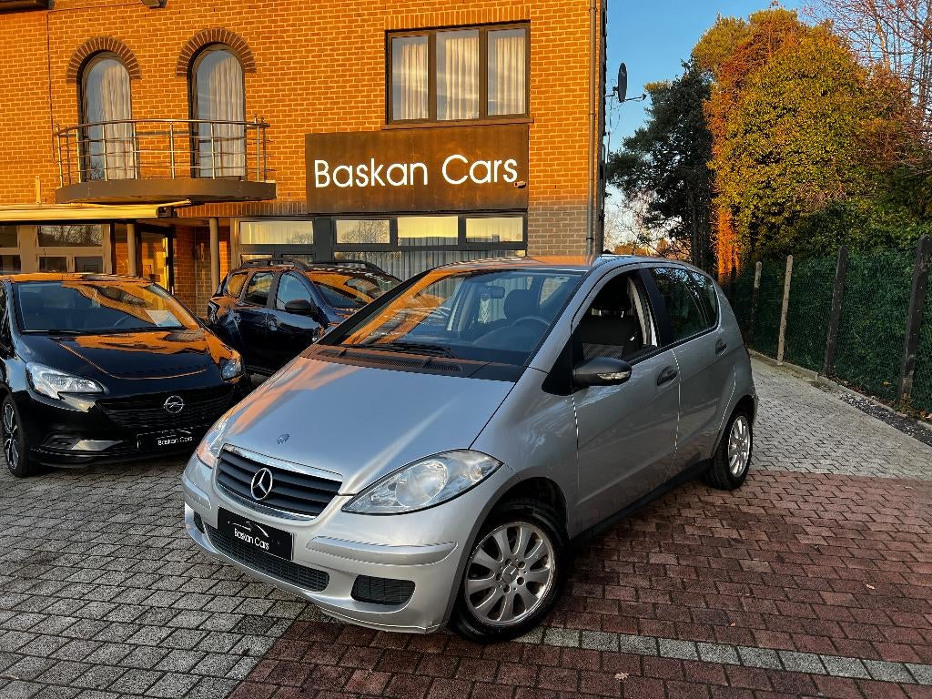 MERCEDES A150/M2005/147.000KM/AUTOMAAT/GARANTIE, Auto's, Mercedes-Benz, Automaat, Stof, Mistlampen, Zwart