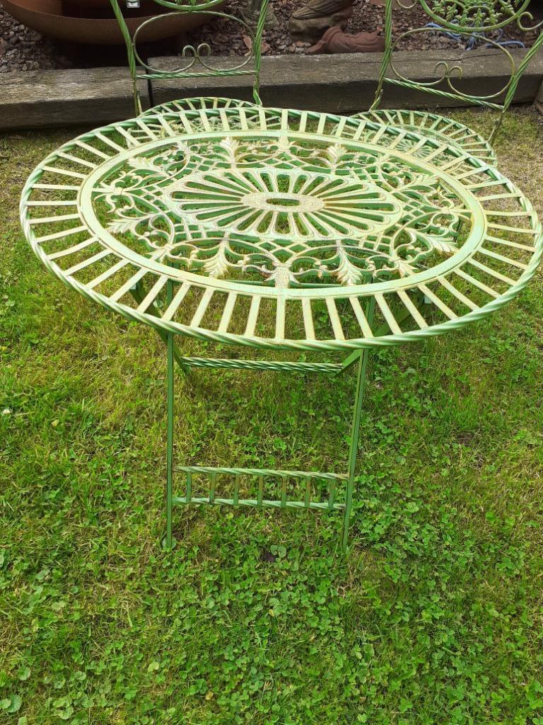 Tuinset, 2 stoelen en opklapbare tafel in smeedijzer en f, Ophalen, Nieuw