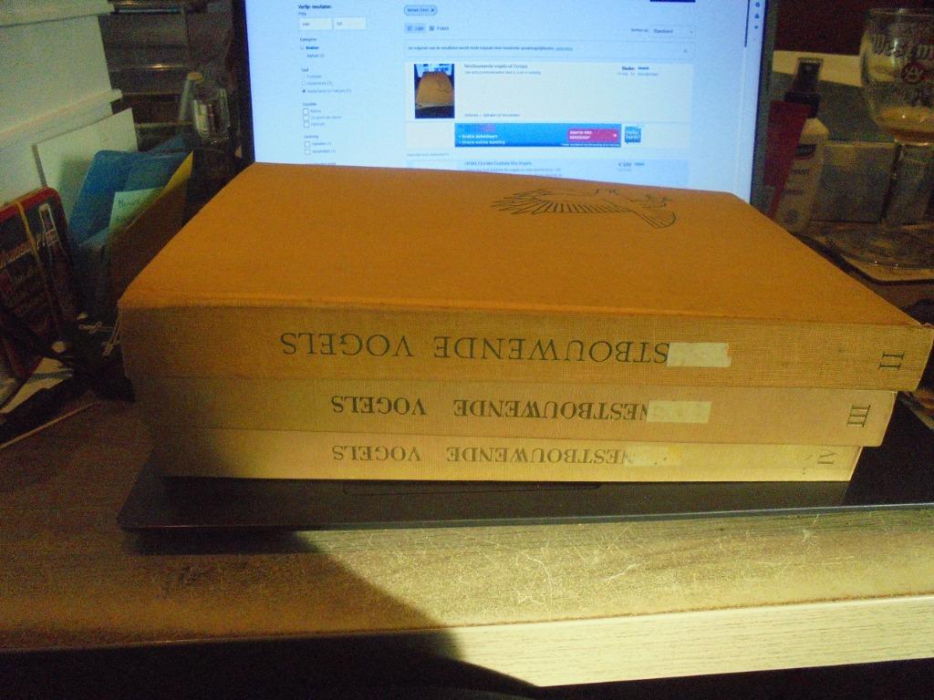 Nestbouwende vogels, Boeken, Ophalen of Verzenden, Gelezen, Prentenboek