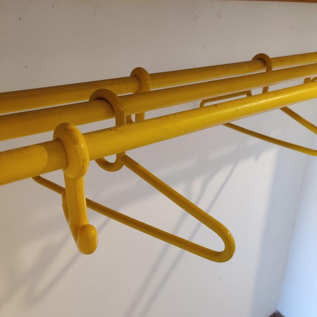 HEWI kapstokken en kleerhangers, Ophalen, Metaal