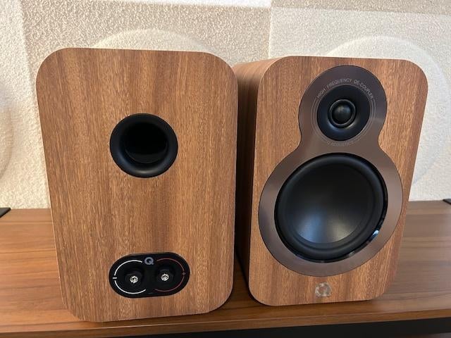 Q-Acoustics 3030c oak bookshelf maand !!!, TV, Hi-fi & Vidéo, Enceintes, Neuf, Autres marques, Enlèvement ou Envoi, 60 à 120 watts
