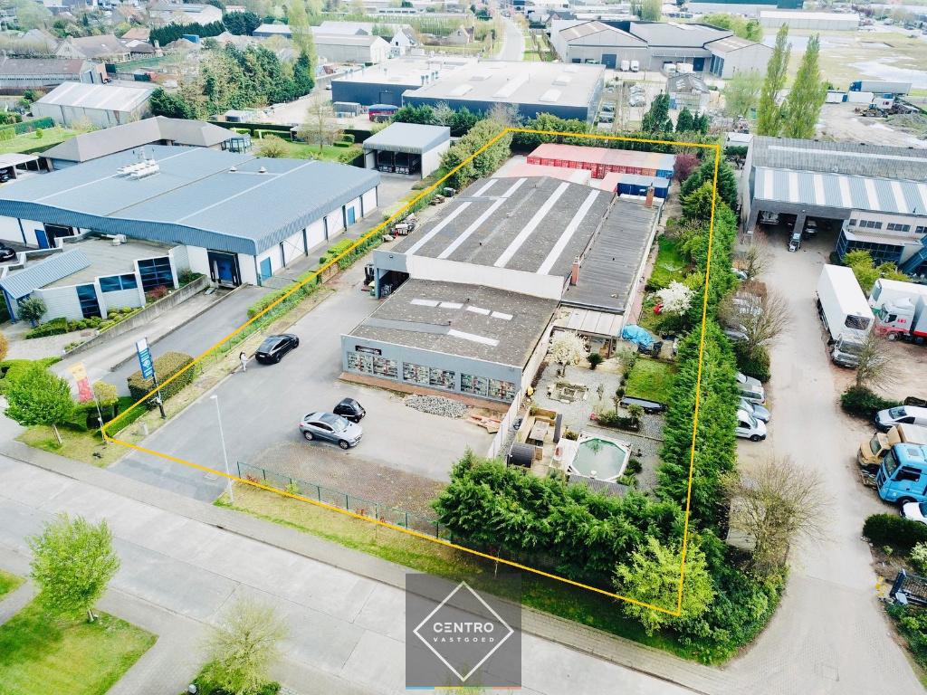 TE KOOP - Bedrijfsgebouw, Gistel, Provincie West-Vlaanderen