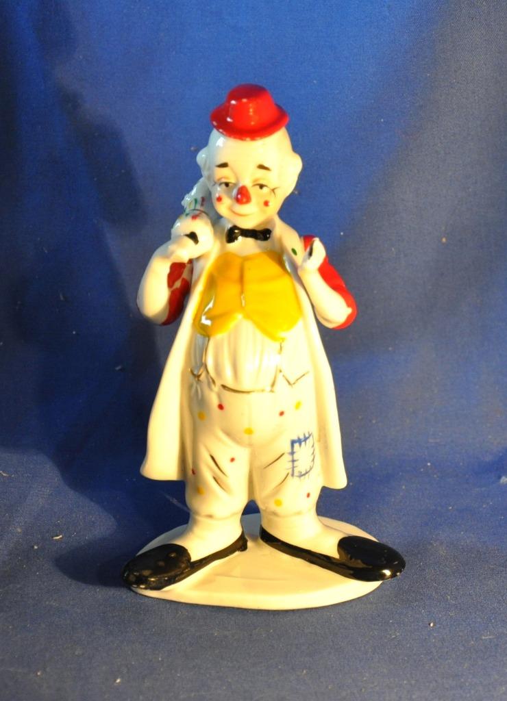 statuette clown au parapluie faience (3), Collections, Enlèvement ou Envoi, Comme neuf, Autres types
