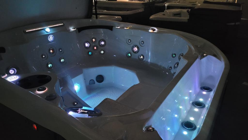 Coast spa jacuzzi, Tuin en Terras, Zwembad-toebehoren, Ophalen of Verzenden, Zo goed als nieuw
