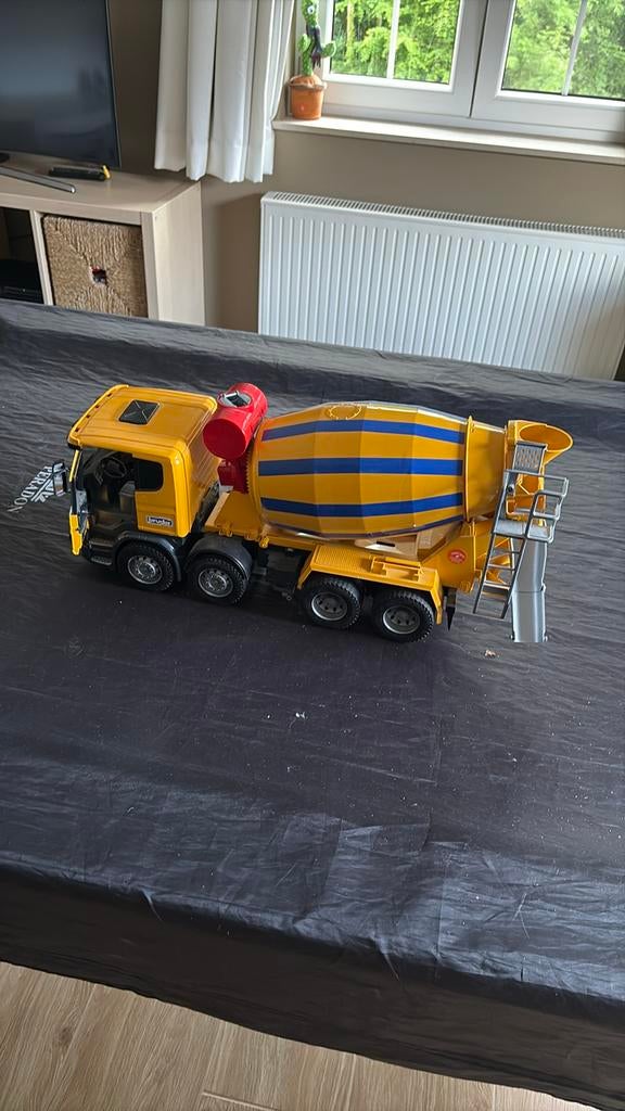 Camion beton Bruder, Ophalen, Zo goed als nieuw