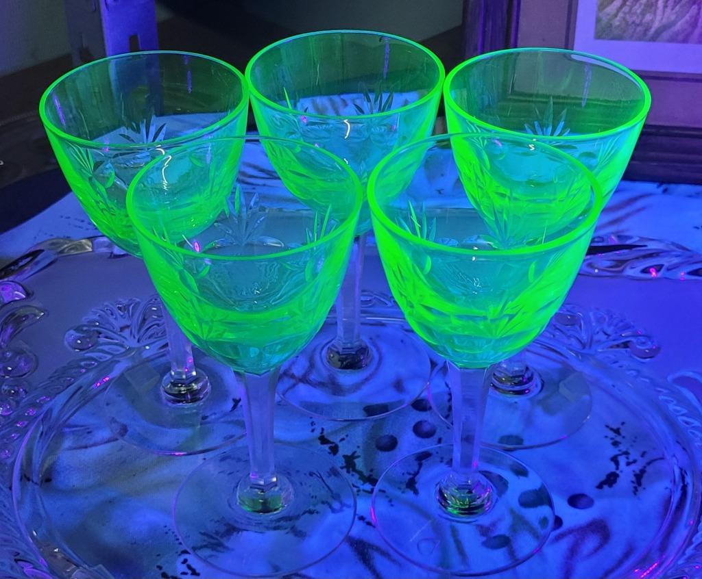 Verre en ouraline val saint lambert, Ophalen