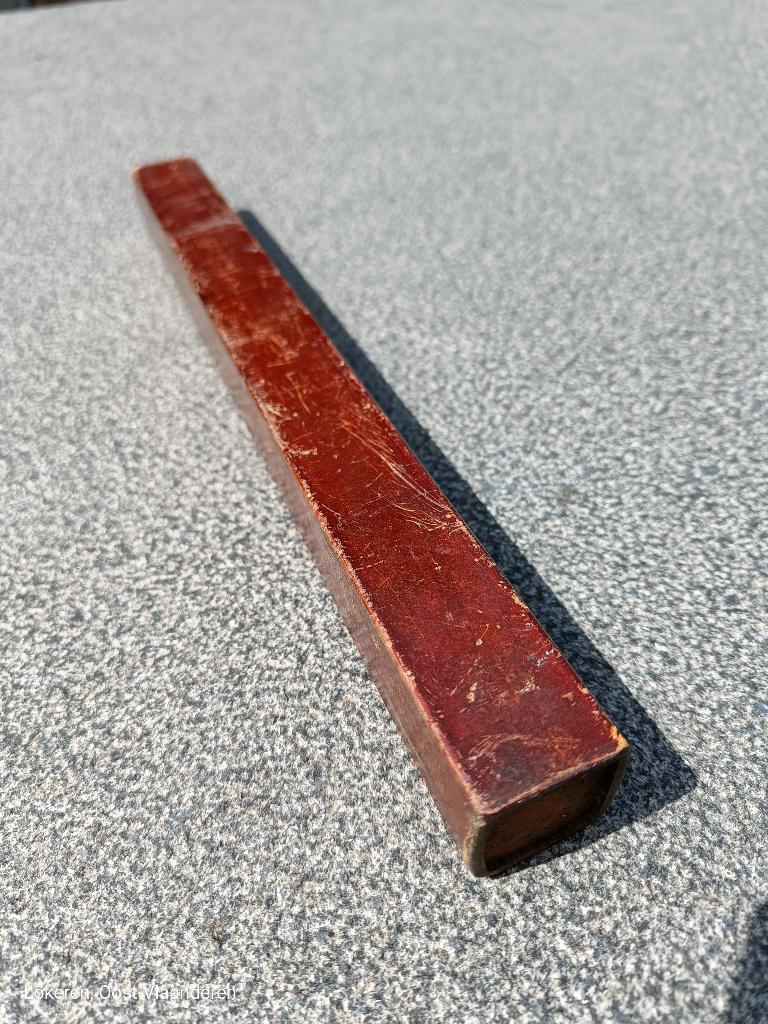 Staaf voor opwekken statische electriciteit, Enlèvement