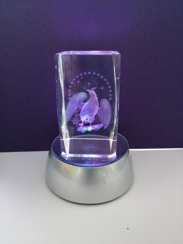 Glazen blok met hologram adelaar, 4 kleuren, Antiek en Kunst, Kunst | Designobjecten, Ophalen of Verzenden