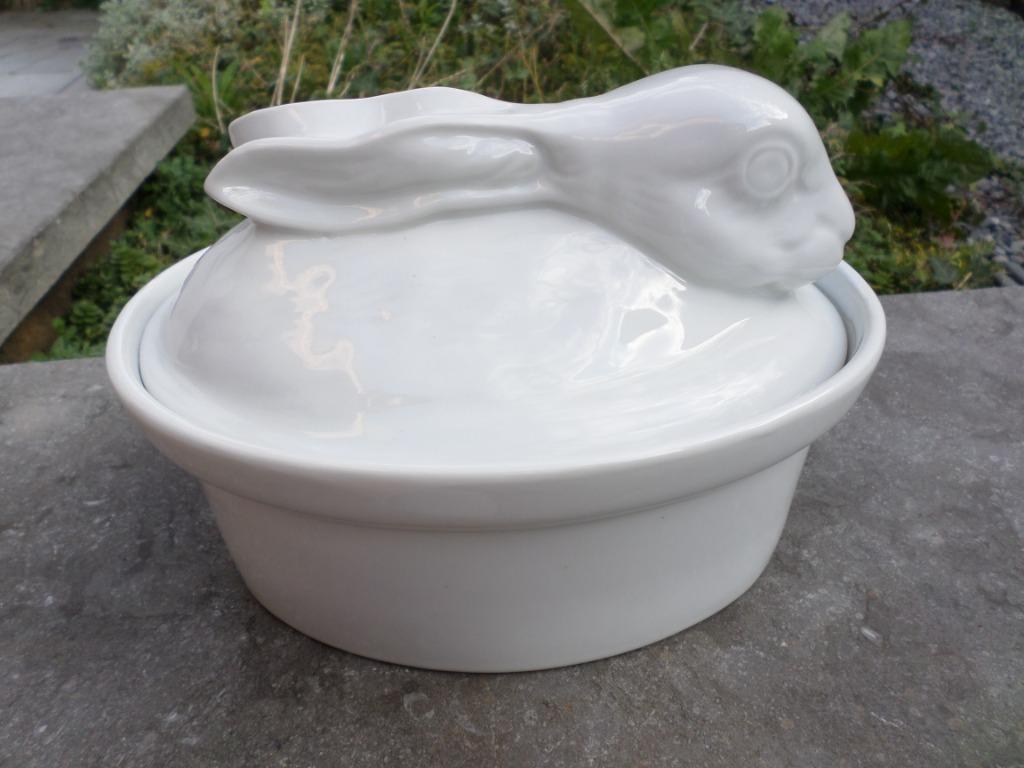 Terrine four lapin lièvre porcelaine vernis blanc, Enlèvement ou Envoi, Utilisé, Blanc