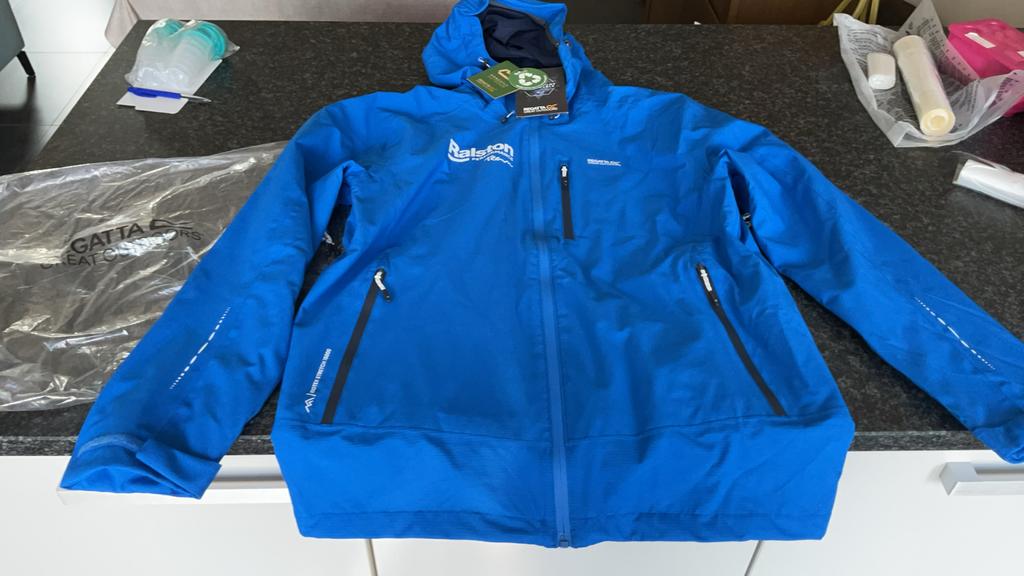 Regatta Outdoors regenjas nieuw maat M., Ophalen of Verzenden, Nieuw, Regenjas