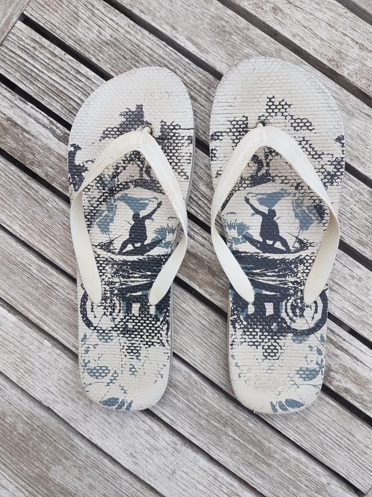 teenslippers mt 43, Vêtements | Hommes, Chaussures, Chaussons, Enlèvement, Porté, Blanc