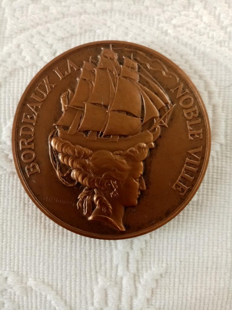Bronzen medaille „Bordeaux de adellijke stad” M.Delannoy 197, Ophalen of Verzenden, Brons