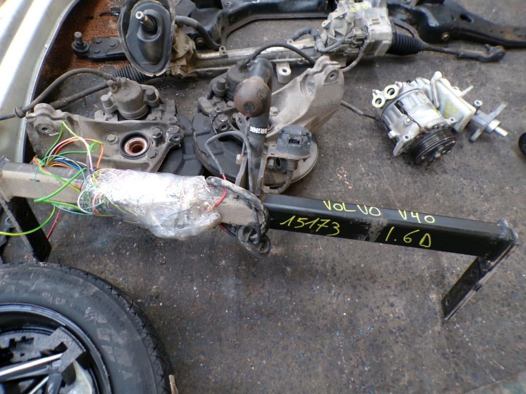 Attache remorque Volvo V40 1.6D2 84kw 2012-2017 LP/15173, Enlèvement, Utilisé