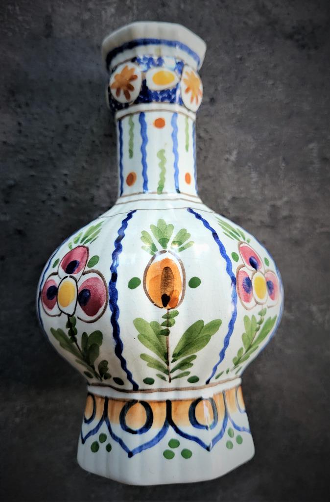 vase balustre Delft multicolore signé, Enlèvement ou Envoi