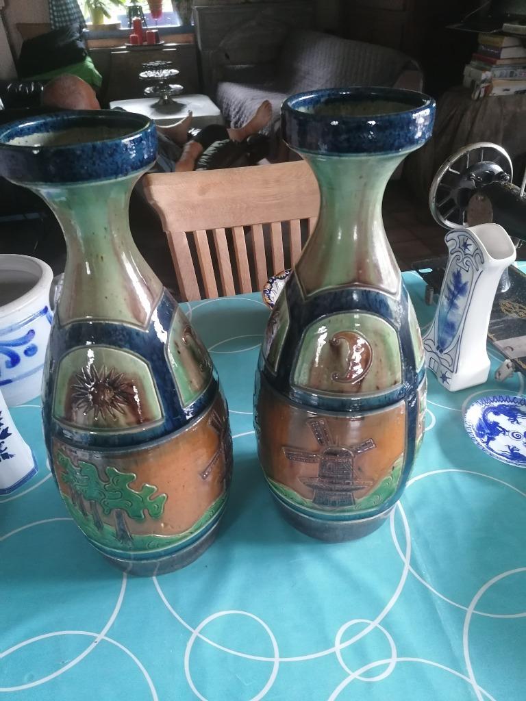 2 grote Aardwerk Bredene vazen, Antiek en Kunst, Curiosa en Brocante, Ophalen