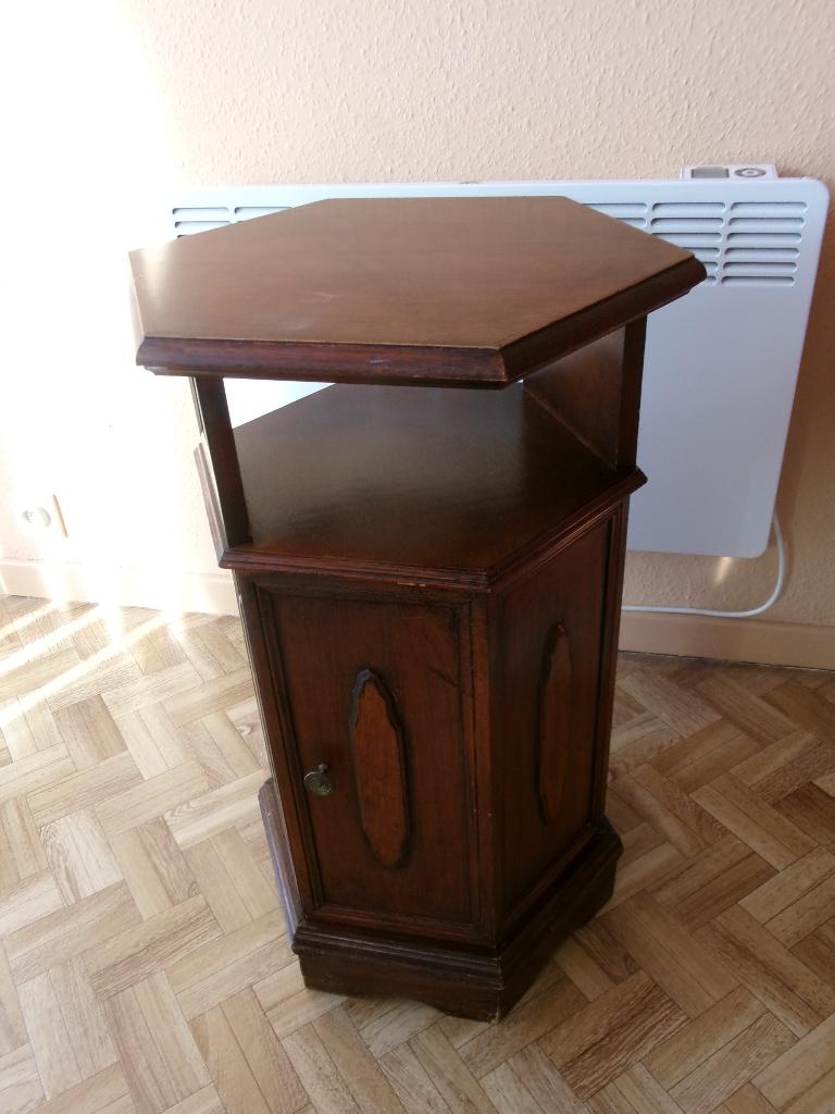 PETIT MEUBLE HEXAGONAL, Ophalen
