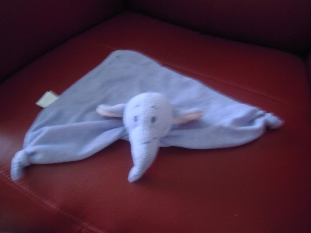 knuffeldoekje disney olifant(doos D), Ophalen of Verzenden, Nieuw, Olifant