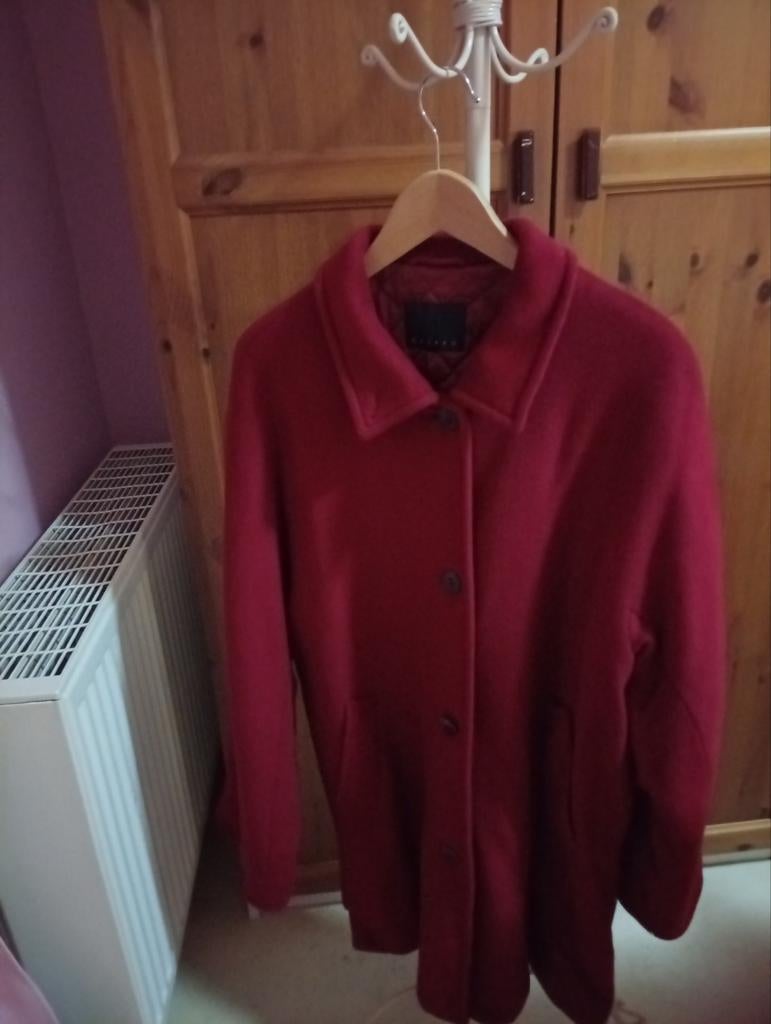 Manteau d'hiver laine femme couleur bordeaux taille Large, Ophalen