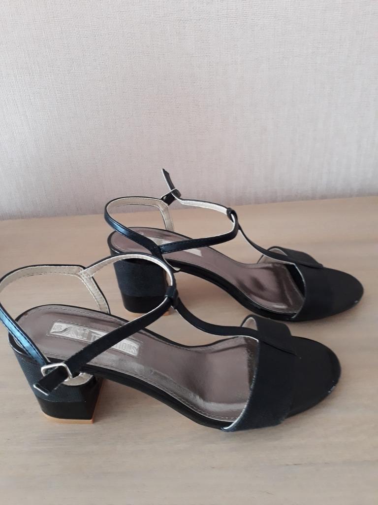 Chaussures, Sports & Fitness, Enlèvement, Comme neuf, Chaussures