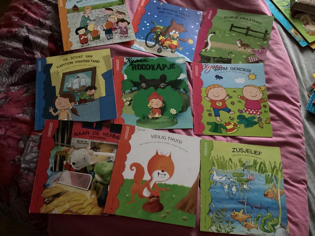 9 DOKADI leesboekjes van 2012, Ophalen of Verzenden