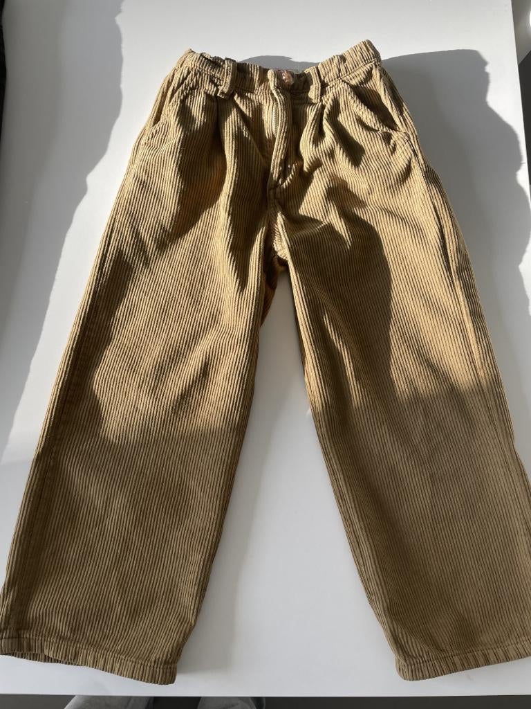 Pantalon en velours marron signé American Outfitters, Enfants & Bébés, Vêtements enfant | Taille 128, Comme neuf, Fille, Pantalon