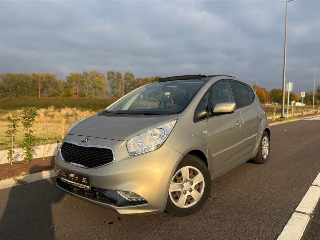 Kia Venga 1.4i 89.000 KM/CAMERA/PANO/NAVI/GARANTIE, Autos, Kia, Achat, Euro 6, Entreprise, Garantie prolongée