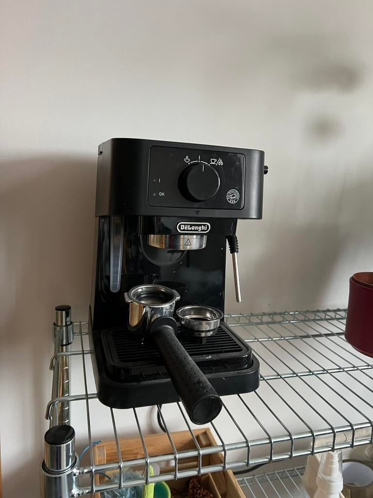 Espresso machine DeLonghi, Enlèvement ou Envoi, Comme neuf