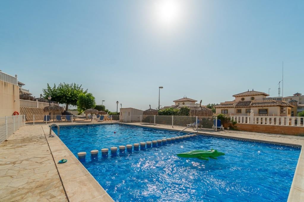 Topkans Orihuela Costa Begane grond met 2 slaapkamers, Immo, Orihuela Costa, Spanje, 2 kamers, Appartement