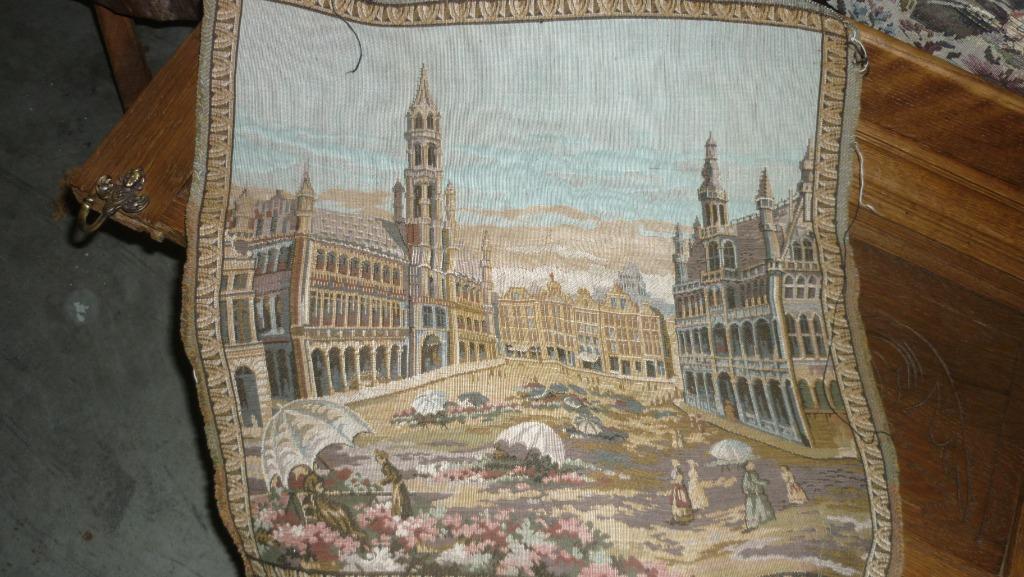 OUD GEWEVEN DOEK  (markt brussel), Antiek en Kunst, Ophalen